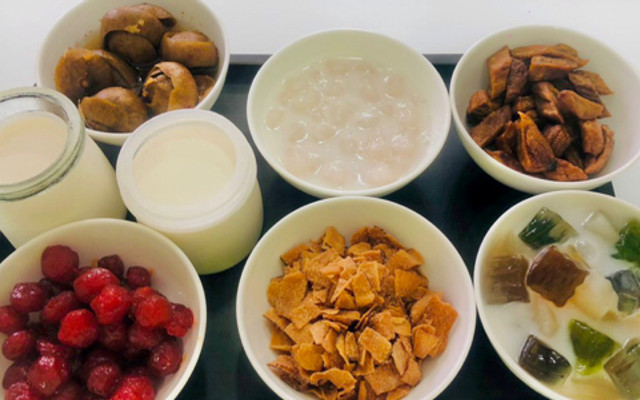 Sữa Chua Cô Hiền - Đồ Ăn Vặt - Bách Khoa