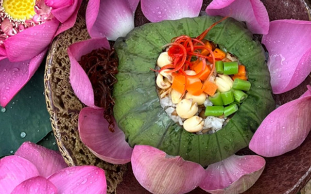 OM VEGETARIAN - Món Chay 28 Thảo Điền
