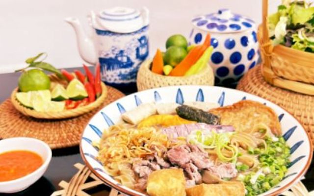 Kua Phố - Bánh Đa Cua Hải Phòng & Bún Riêu Cua Tóp Mỡ - Lê Lai