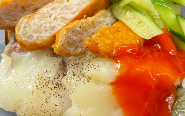 Bánh Giò Nóng Lệ Thuý - Nguyễn Ngọc Doãn