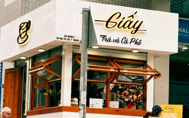 Giấy Trà và Cà Phê - Mai Thị Lựu