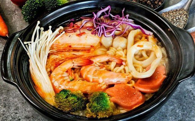 NaGa Food - Mì Cay Hàn Quốc 7 Cấp Độ - Trần Hưng Đạo
