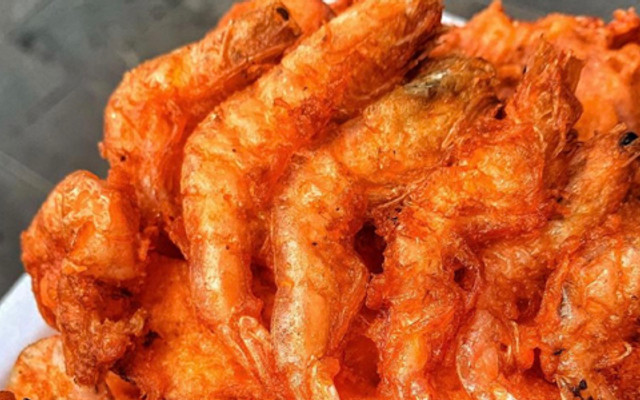 Ông Sinh - Bánh Mỳ Tôm Chiên & Chả Giò - Đoàn Văn Bơ