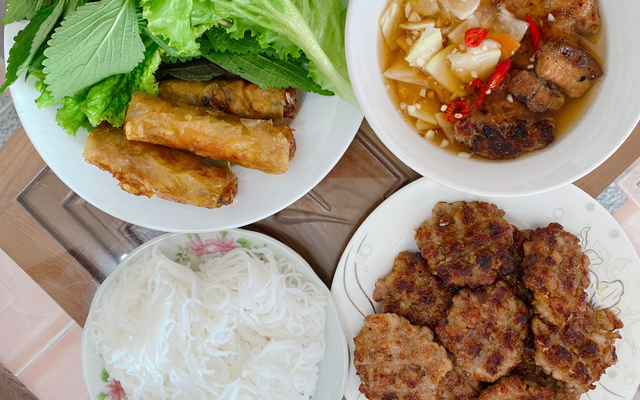 Bún Chả Hà Nội 1E - Tân Lập 2