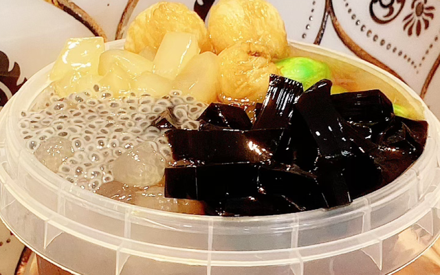 Nước Sâm Nhà Nấu PH - Lạc Long Quân