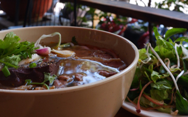 Bếp Hồng - Bún & Bánh Mì - 16 Trần Phú