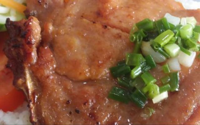 Cơm Tấm & Thịt Nướng - Đường Số 6