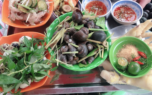 Ốc Nóng Bà Oanh - 184 Đại Từ