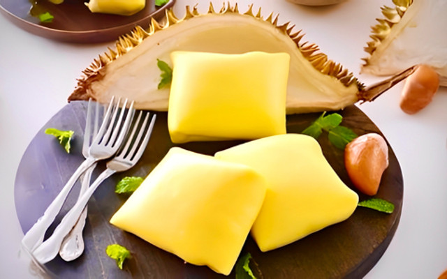 Bánh Crepe Sầu Riêng - Crepe Cakes