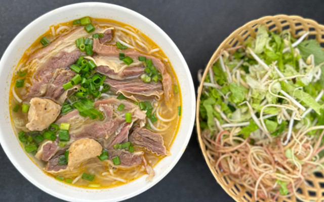 Bún Bắp Bò Hoàng Công - Hùng Vương