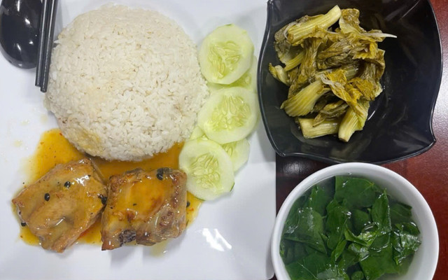 Quán Ngon 36 - Cơm Sườn Và Đồ Uống - Hoàng Bật Đạt