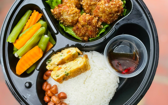 Cơm Nhà Siêu Ngon - Mẹ Tôm - Thụy Khuê