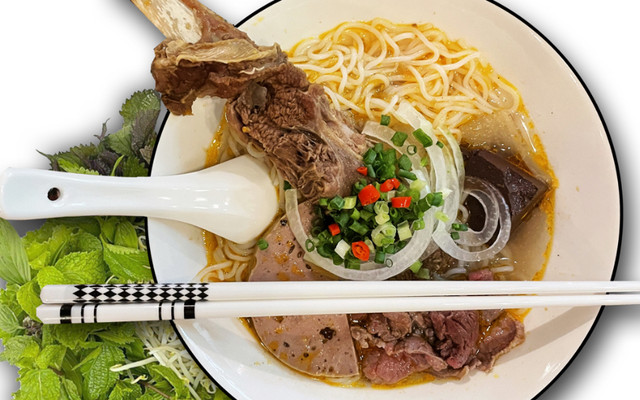 Thaolun - Bún Sườn Bò Hầm - Nghi Tàm