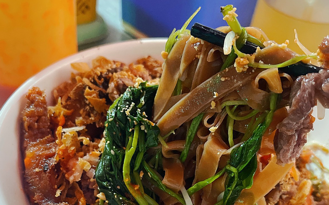 Quán Bánh Đa - Bún Trộn & Miến Trộn - Chùa Quỳnh