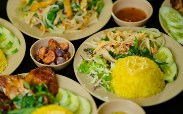 Cơm Gà Nha Trang 79 - Chính Hiệu