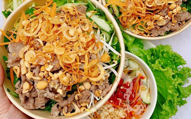 Bếp Mẹ Ỉn - Bún Trộn Nam Bộ & Mỳ Chua Cay - Thổ Quan