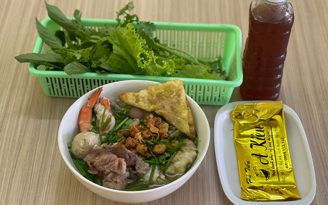 Hủ Tiếu A Kiên - Lê Thị Hà