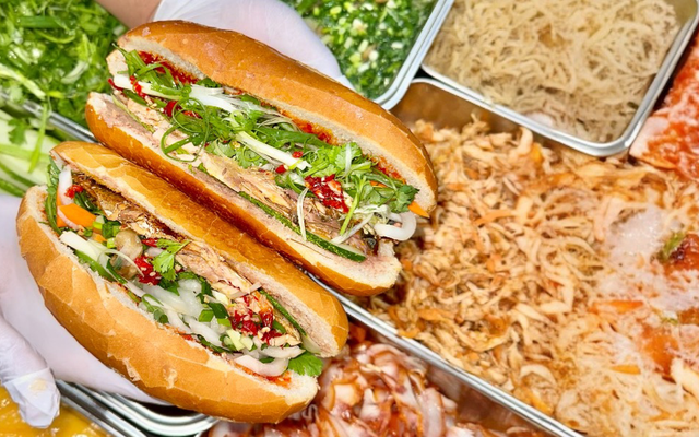 Bánh Mì & Xôi Mặn Ông Xã - Cách Mạng Tháng 8