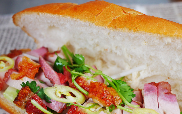 Bánh Mì Minh Đức - Cống Quỳnh