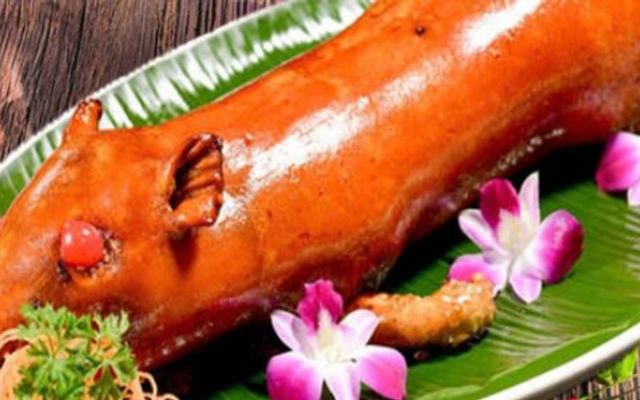 A Tài - Heo Quay & Xá Xíu