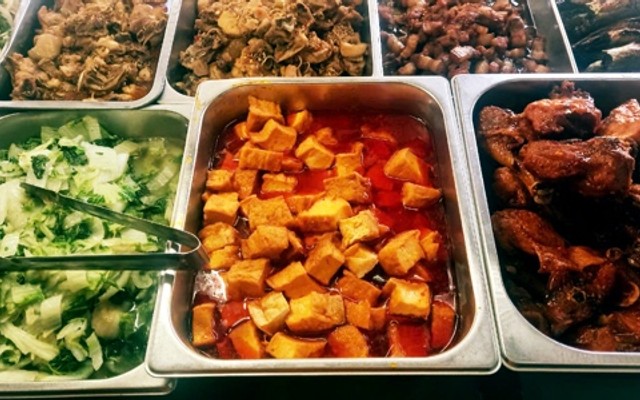 Cơm Bình Dân 79 - Huỳnh Ngọc Huệ