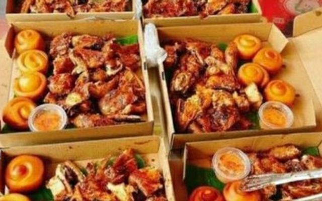 Gà Luộc & Gà Nướng Cơm Lam - Trần Đạt