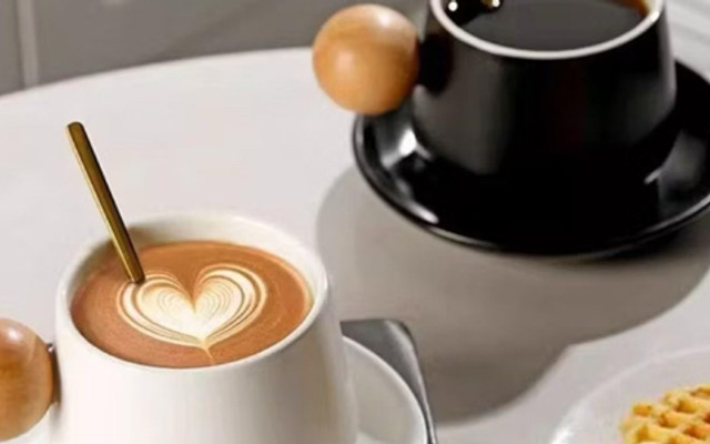 Augustine Coffee - Trung Kính