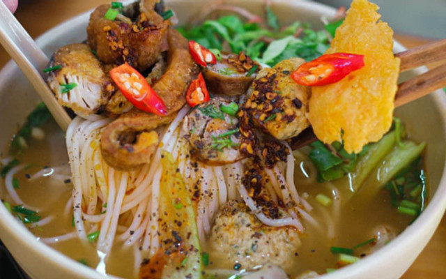 Quán Thanh Trà - Bún Cá Cay - Lê Hồng Phong