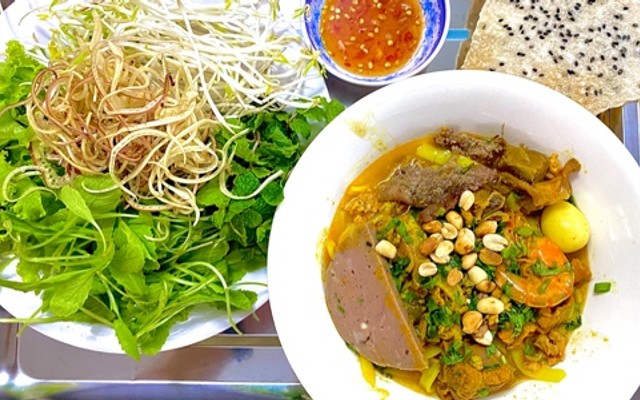 Đặc Sản Quảng Ngãi THỊ NẤM - Mì Quảng, Don & Ram Thịt Nướng