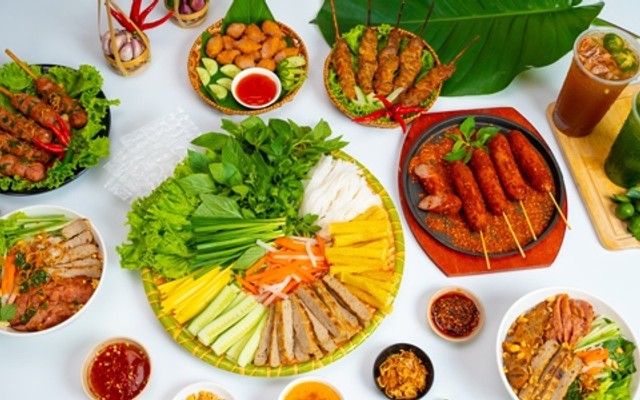 Nem Nướng Cô Đậu - Đặc Sản Nem Nướng Nha Trang