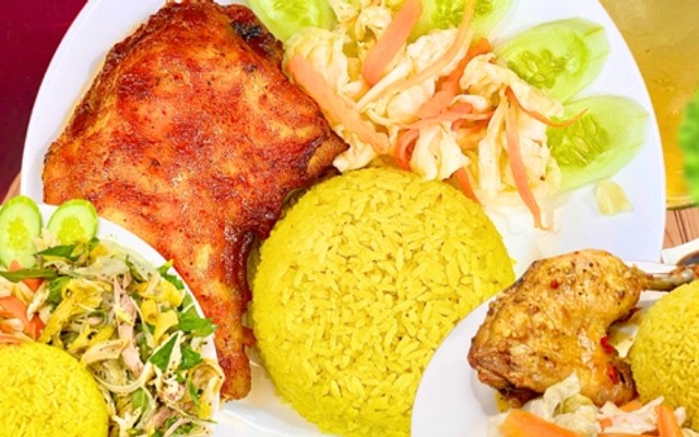 Cơm Gà Hạnh - 595B Lê Văn Lương