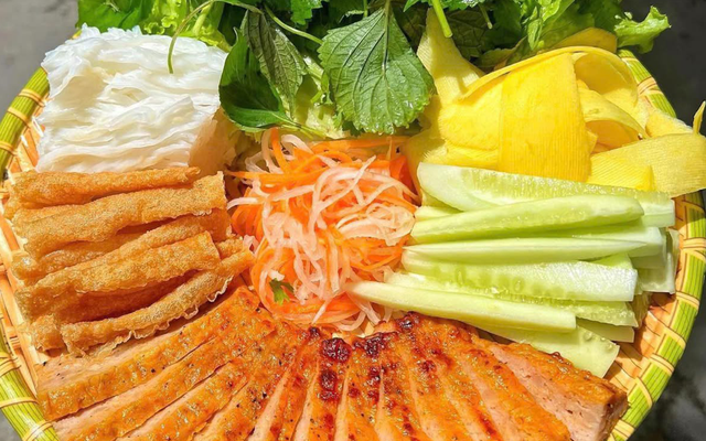Tiệm Chè Na - Đồ Ăn Vặt - Vũ Lăng