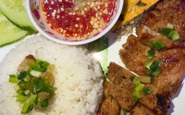 Cơm Ngon Tự Chọn - Tôn Quang Phiệt