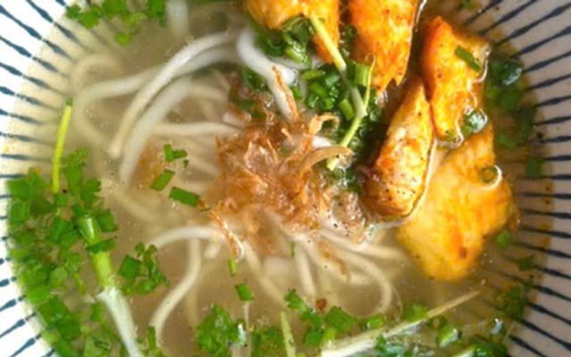 Bánh Canh Cá Lóc Bà Năm