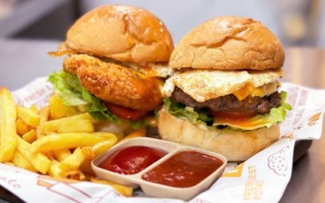 Burger House - Phạm Hồng Thái