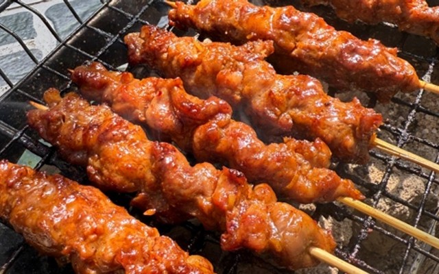 Bánh Mì Bò Nướng Cambodia - HanHan