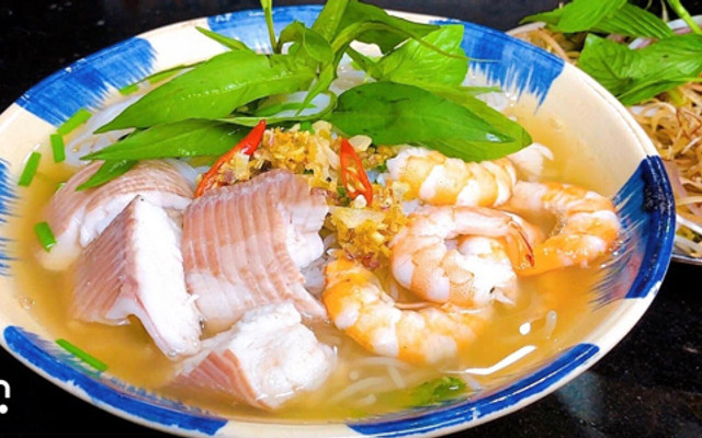 Bún Nước Lèo - Cô Lê