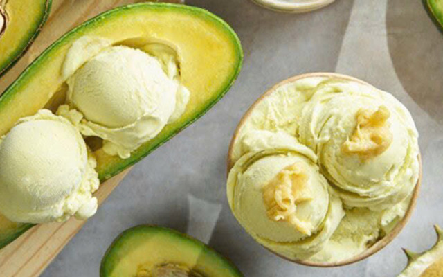 Kem Bơ Trúc Quỳnh