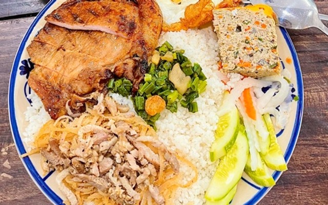 Cơm Tấm Hàng Gánh