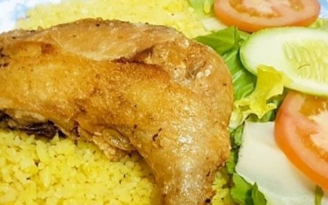 Cơm Gà Xối Mỡ - Tuấn Tài