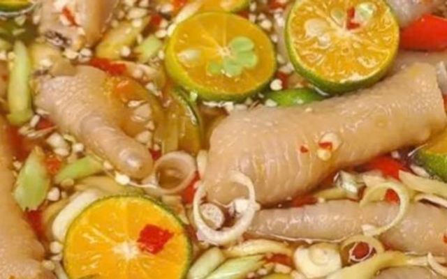 Chân Gà Sốt Thái Linh Bà Bà