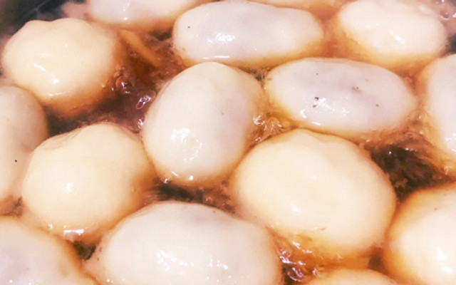 Tiệm Nhà Loan Mony - Trà Nước Ép, Tào Phớ & Bánh Trôi Tàu