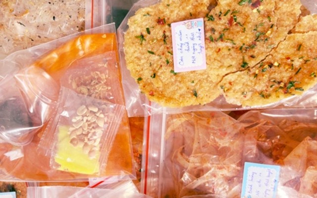 Đậu Đậu - Bánh Tráng, Trà & Bánh Flan - Đường 79