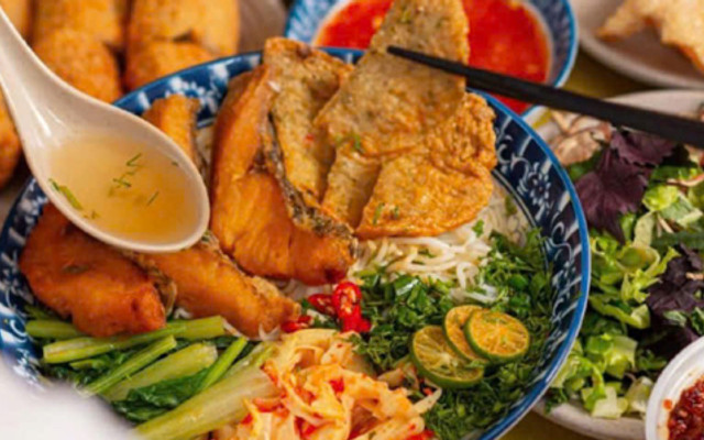 DLC Kitchen - Bún Cá Măng Cay - Vườn Cam