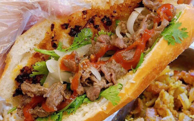 Bánh Mì 193 - Nguyễn Sinh Cung