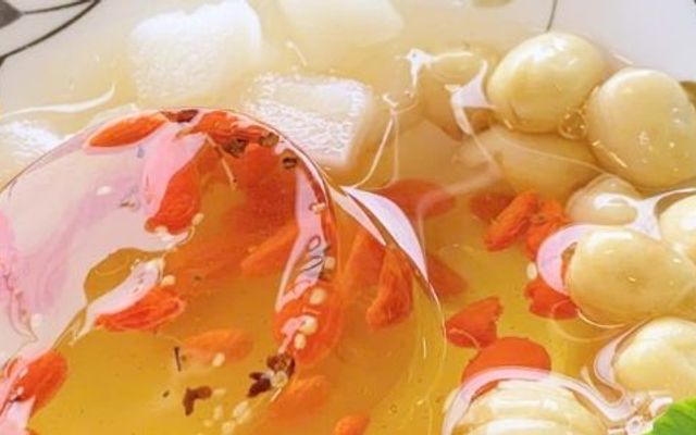 Chè Mát - Sâm Mát, Trà Trái Cây & Trà Sữa - 17 Ngô Gia Tự