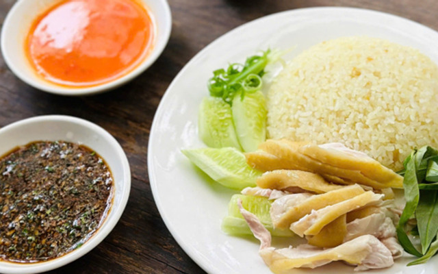 Cơm Gà Phú Ông - Chu Mạnh Trinh