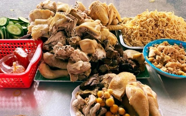 Cơm Gà Lan - Cơm Gà Miếng & Xé - Tô Hiệu