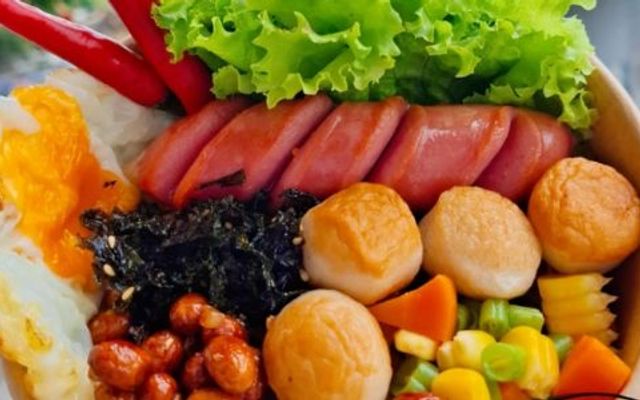Mì Trộn Indomie & Ăn Vặt - Bếp Nhà Yên - Lê Văn Việt
