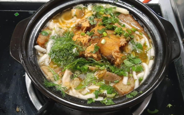 Quán Bánh Canh Cá Lóc Nồi Đất - Quốc Lộ 1A
